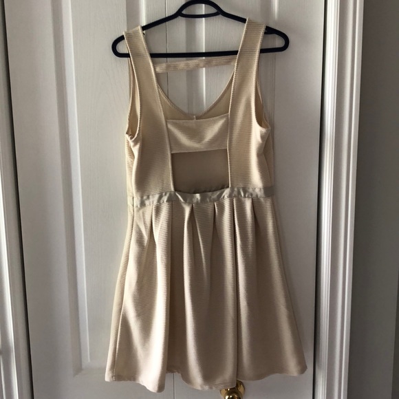 American Eagle Dress - Picture 2 of 4